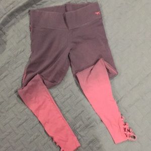 PINK yoga leggings